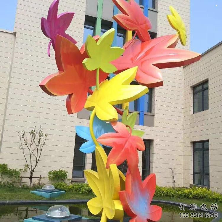 楓葉雕塑服務(wù)商，景觀雕塑，烤漆楓葉雕塑選定