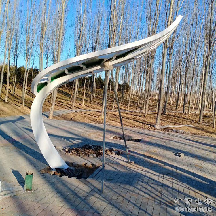 樹葉雕塑優(yōu)選，陸地擺件，彩繪仿真樹葉雕塑供給