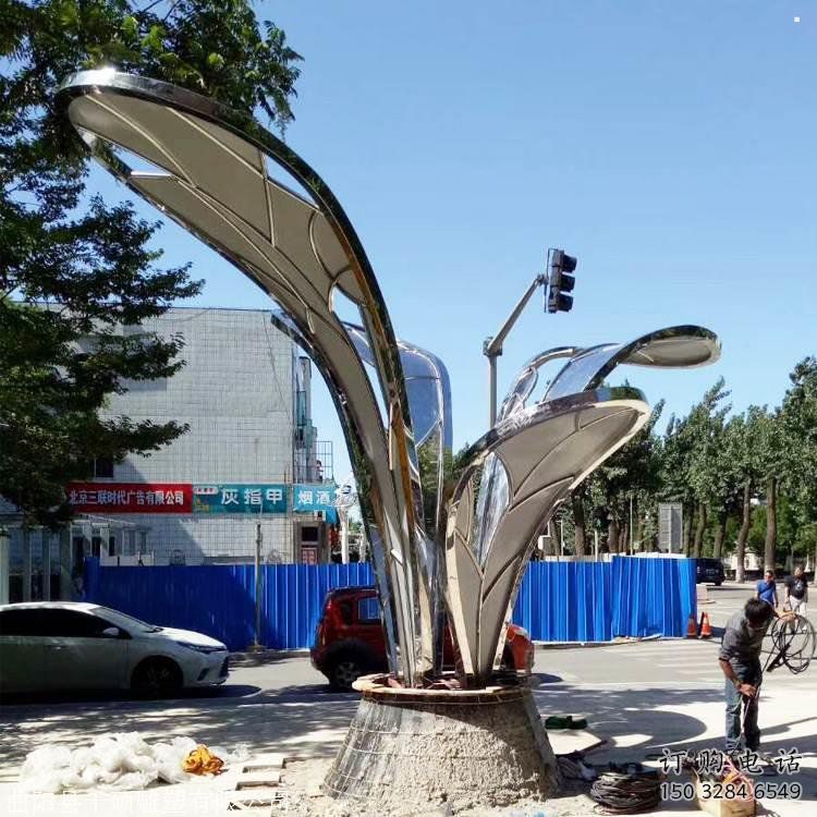 鏡面樹葉雕塑制造，廣場雕塑，制造不銹鋼樹葉雕塑廠家
