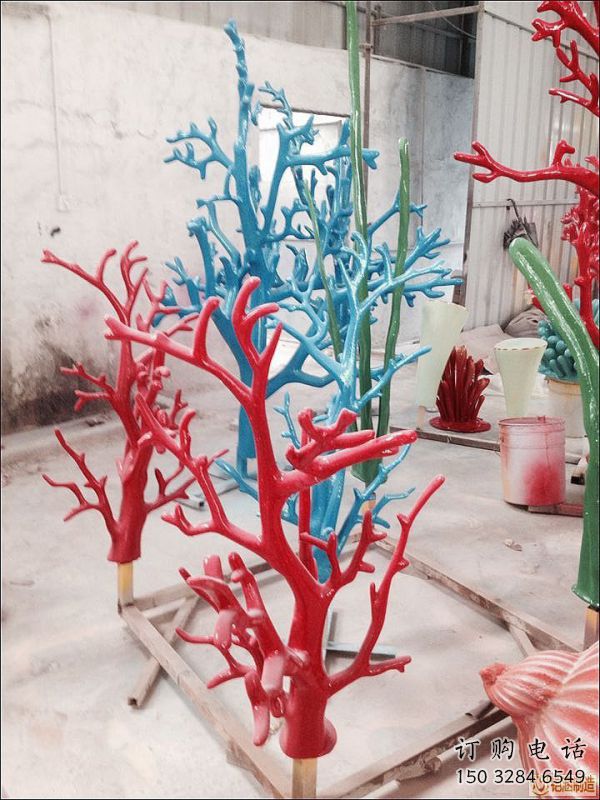 仿真樹雕塑制作，廣場雕塑，玻璃鋼仿真樹雕塑提供