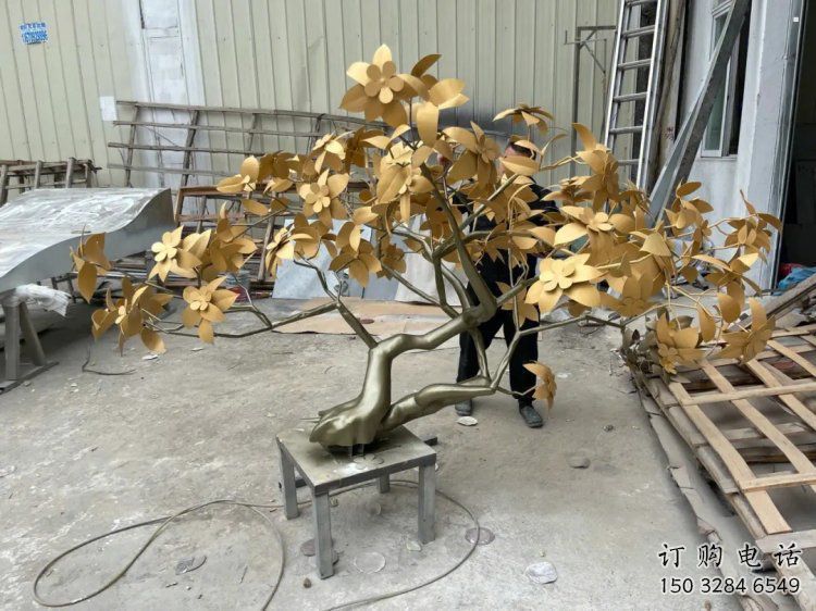 發(fā)財樹雕塑訂做，美陳雕塑，不銹鋼發(fā)財樹雕塑優(yōu)選