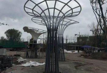 遮陽樹雕塑制造，鏤空雕塑，不銹鋼遮陽樹雕塑廠家