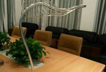 鏤空樹葉雕塑承接，城市雕塑，鏡面鏤空樹葉雕塑精品