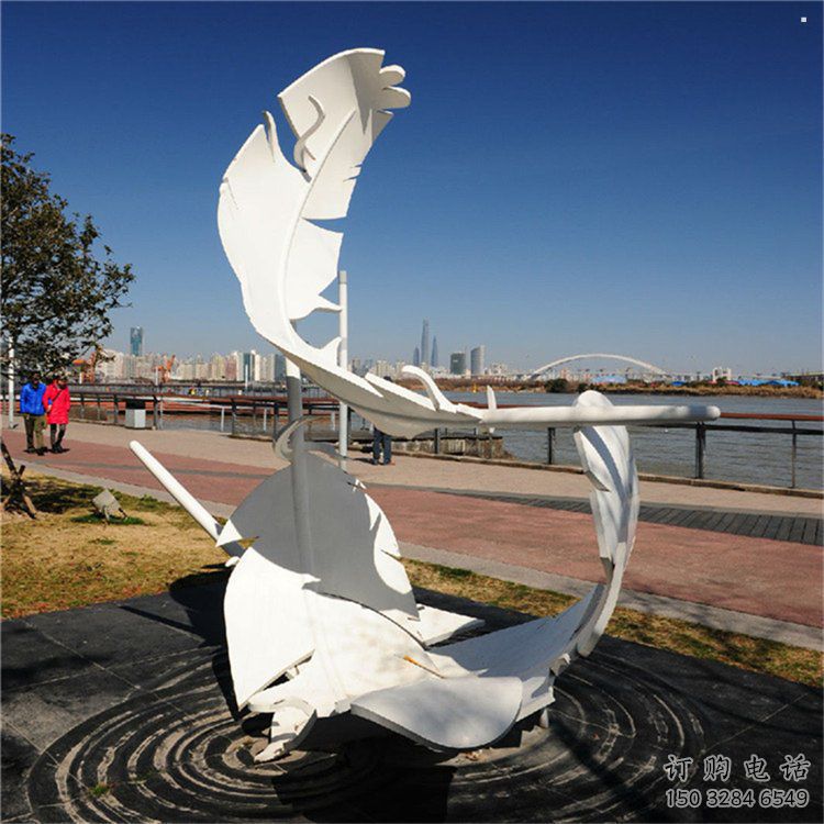 羽毛雕塑選用，小區擺件，大型烤漆羽毛雕塑公司