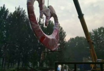 大型商場心形雕塑