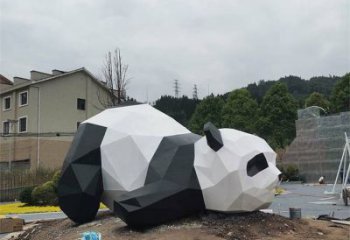 鍛鋼熊貓雕塑選用，小區擺件，大型切面熊貓雕塑公司