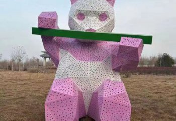 現(xiàn)代熊貓雕塑定制，中式工藝，切面鏤空熊貓雕塑廠家