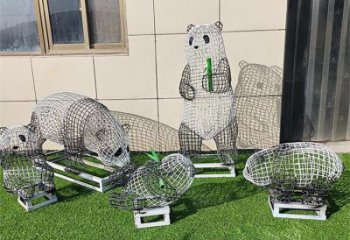 景觀熊貓雕塑選用，美陳雕塑，鏤空熊貓雕塑廠家