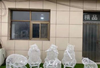 熊貓雕塑制造商，酒店擺件，鏤空熊貓雕塑定制廠家