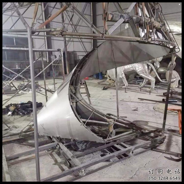 別墅區(qū)飄帶雕塑