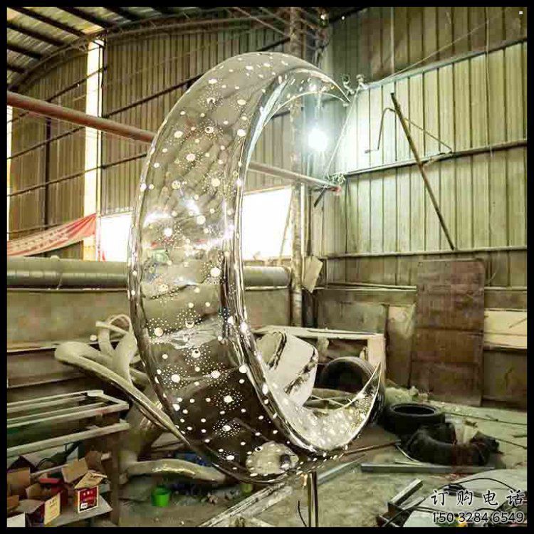 月亮雕塑訂做供需，景區雕塑，燈光鏤空月亮雕塑定價