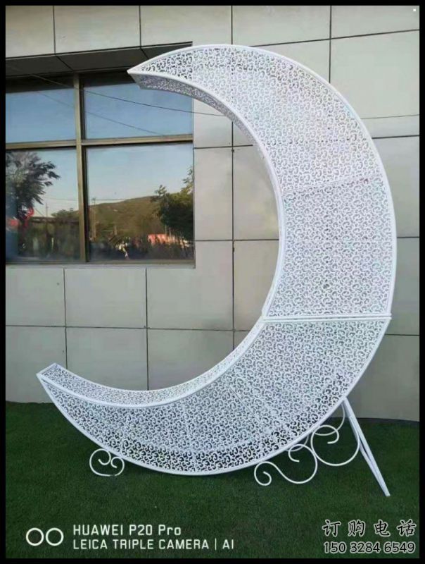 月亮雕塑供需，廣場雕塑，鏤空月亮雕塑定制廠家