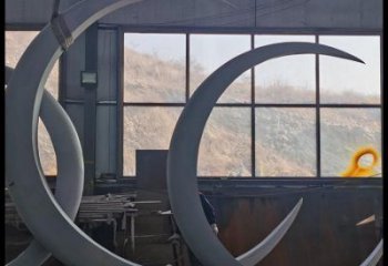 月亮雕塑觀賞型，露天雕塑，鋼結構月亮水簾雕塑訂做