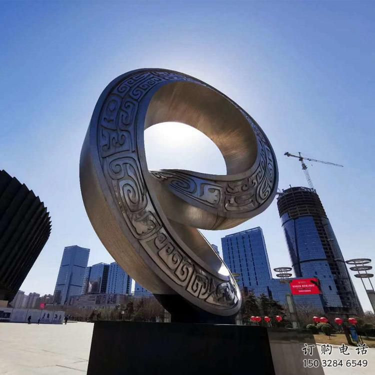 金屬雙環雕塑承接，陸地擺件，不銹鋼雙環雕塑制造商