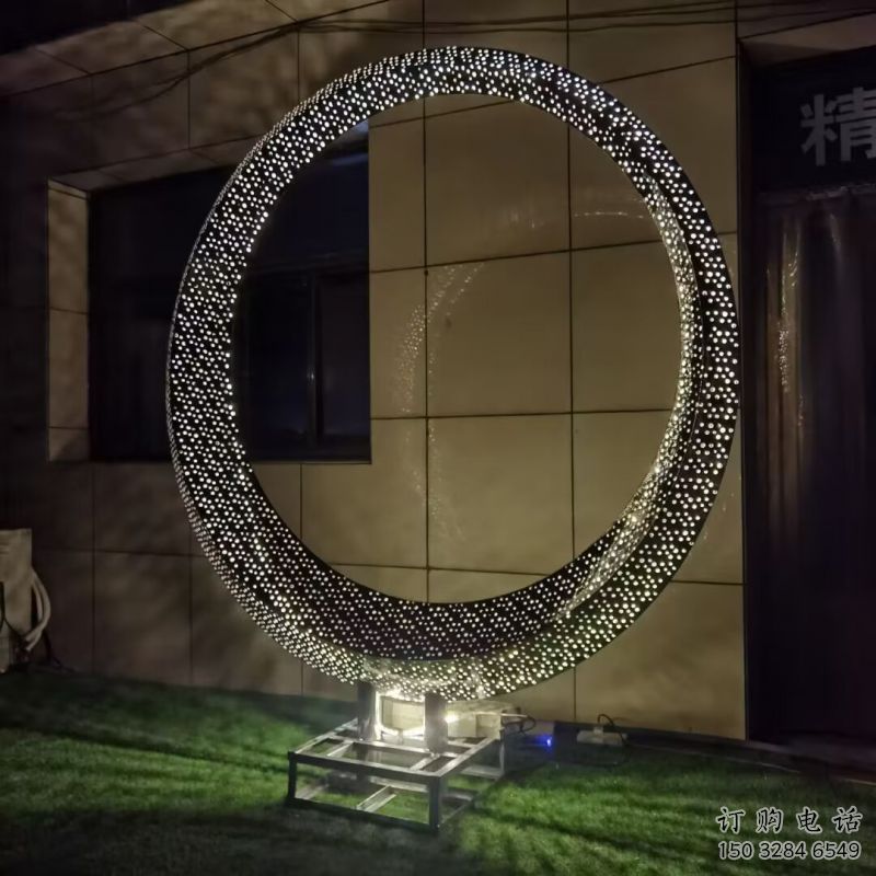 圓環(huán)雕塑生產(chǎn)，透雕系列，別墅燈光圓環(huán)雕塑生產(chǎn)商