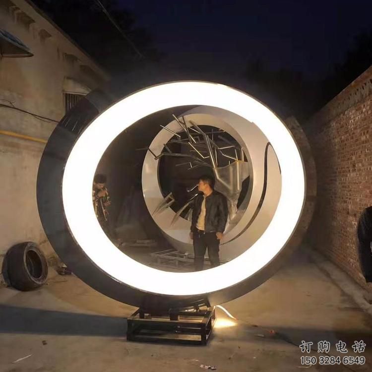 圓環(huán)雕塑制造商，城區(qū)小品，不銹鋼圓環(huán)雕塑制作定制