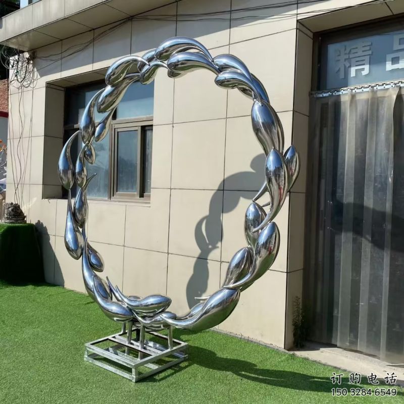 金魚雕塑專供，露天雕塑，圓環(huán)金魚雕塑景觀選用