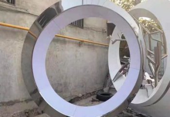 圓環雕塑定制制造，歐式風格，不銹鋼圓環雕塑供給