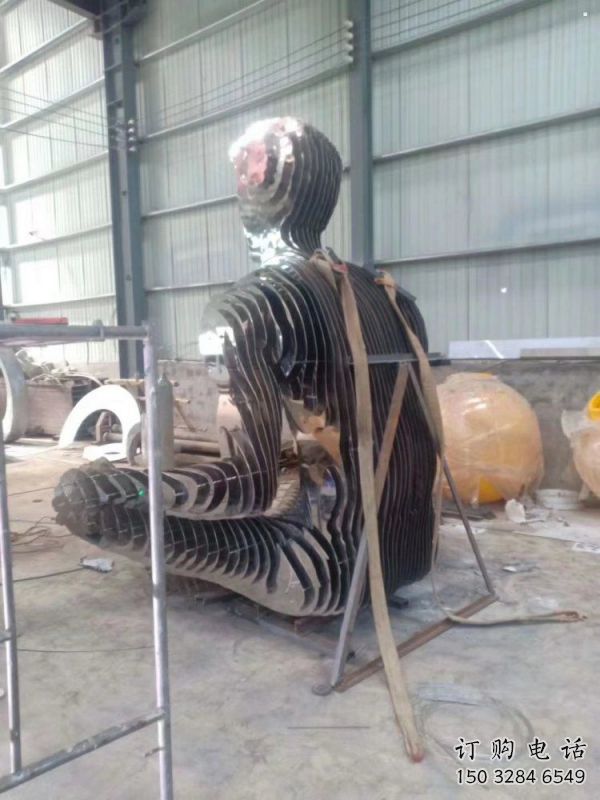 鏤空人物雕塑制造，歐式風格，創意鐵藝人物雕塑定價