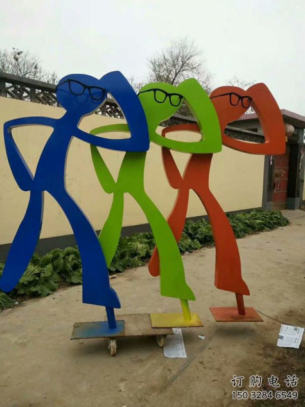 抽象體育雕塑觀賞型，露天雕塑，鋼結(jié)構(gòu)鐵藝人物雕塑訂做