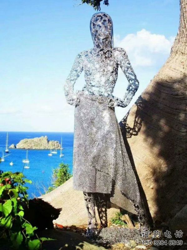 鏤空人物雕塑定做，城區(qū)小品，鐵藝字母人物雕塑定價(jià)