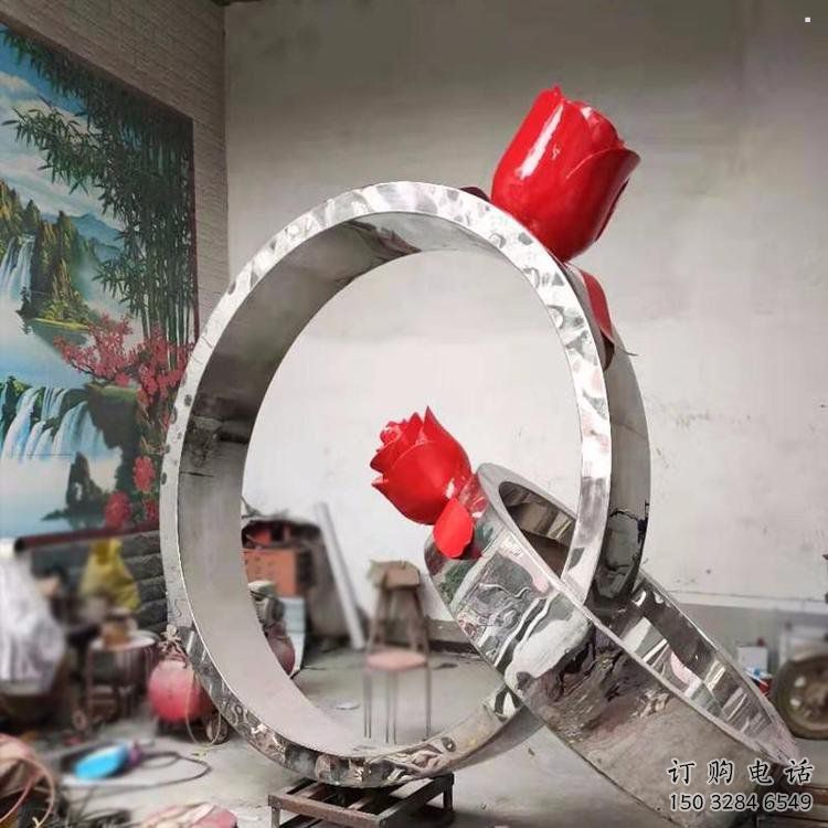 別墅區(qū)戒指雕塑