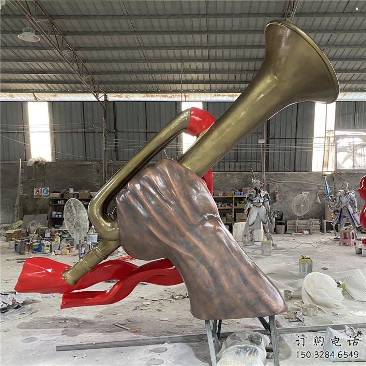 城市軍號(hào)雕塑