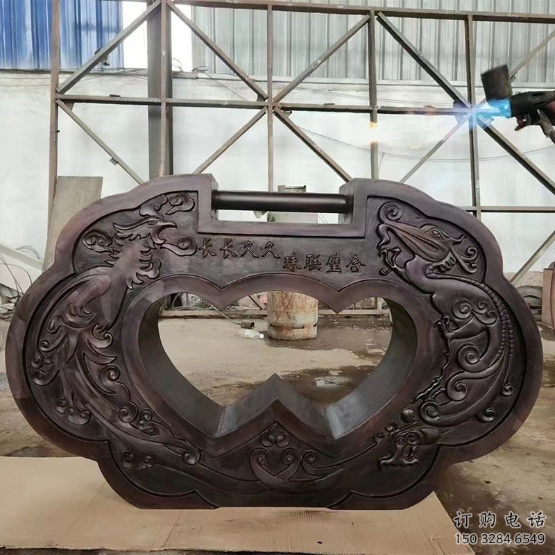 彩繪鎖子雕塑通用，花園小品，不銹鋼鎖子雕塑優價