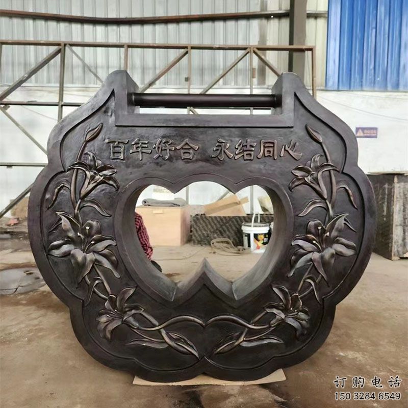 房地產(chǎn)銅鎖子雕塑精品，標識雕塑，小區(qū)銅鎖子雕塑供給