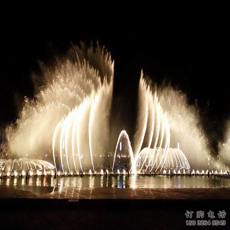 崇左水景程控噴泉雕塑，高噴循環(huán)噴水方式設(shè)計制作