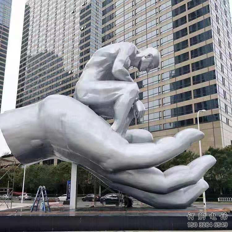 黔南沉思者雕塑，景觀雕塑，手托人物雕塑廠家提供