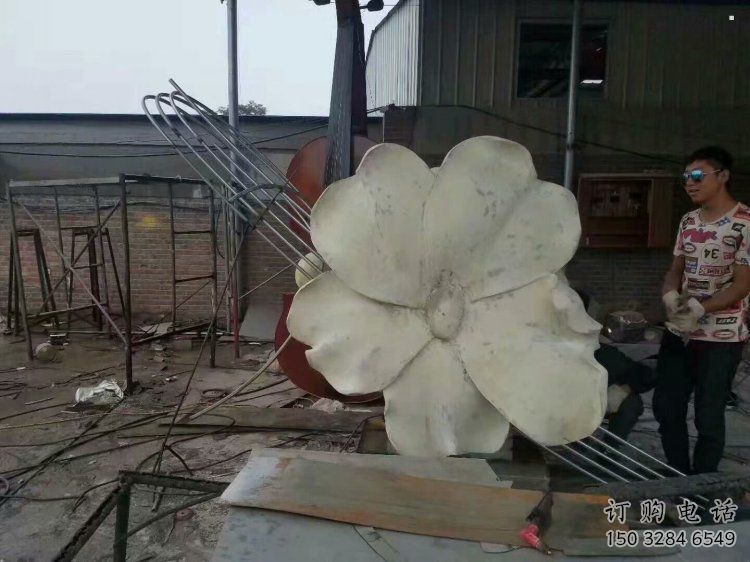 鶴壁幾何指環雕塑