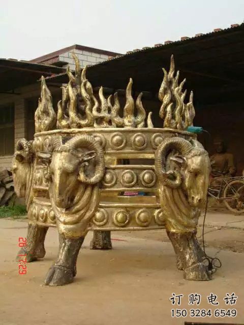 玄武廣場(chǎng)福鼎雕塑