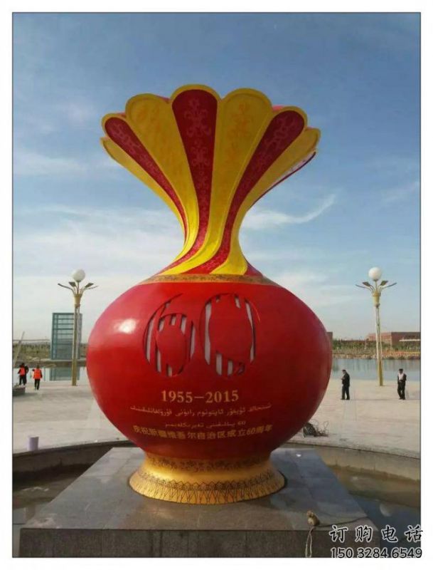 上饒花瓶雕塑工廠選用，街道標(biāo)識(shí)，玻璃鋼花瓶雕塑批發(fā)