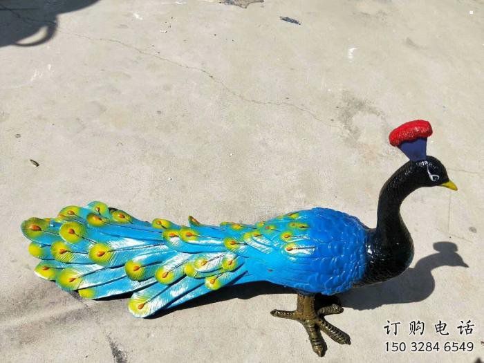 煙臺彩繪孔雀雕塑制作選用，景區案例，動物美陳雕塑