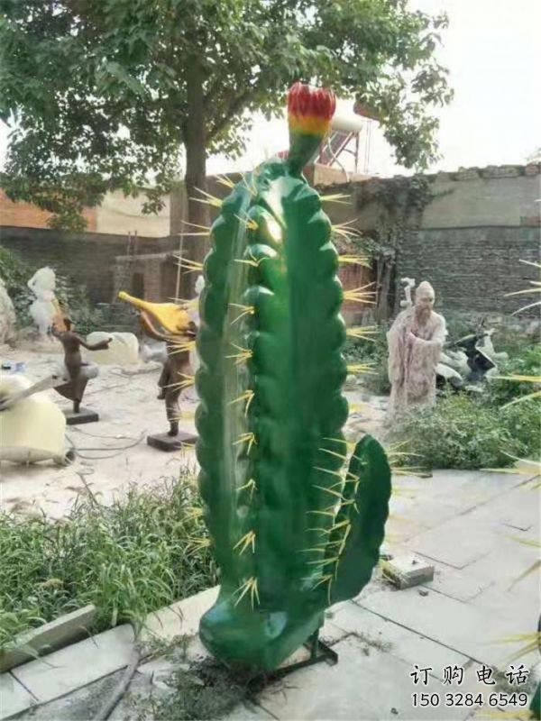 綿陽彩繪仙人棒雕塑承接，城市裝飾，仿真仙人棒雕塑公司