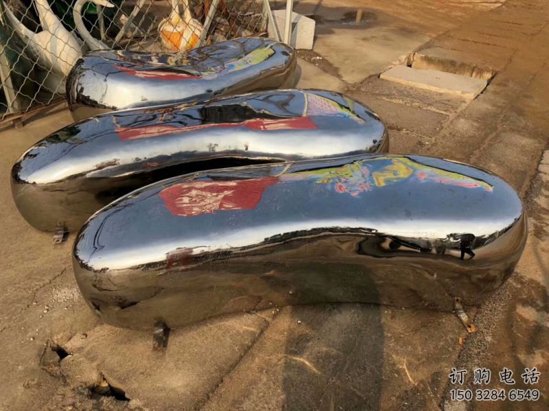 索縣坐凳雕塑，小區(qū)園林雕塑，不銹鋼鏡面效果